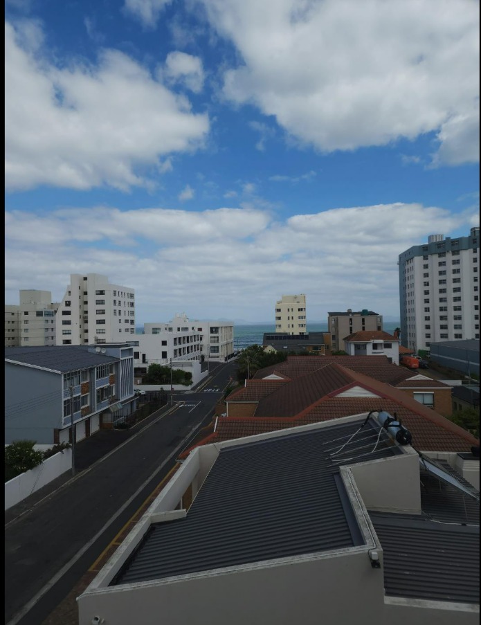 2 Bedroom Property for Sale in Strand Golf Club Western Cape